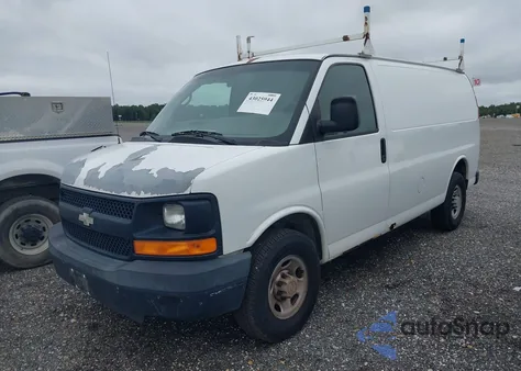 2008 Chevrolet Express Work Van z USA, uszkodzony, nr VIN 1GCGG25C481174944